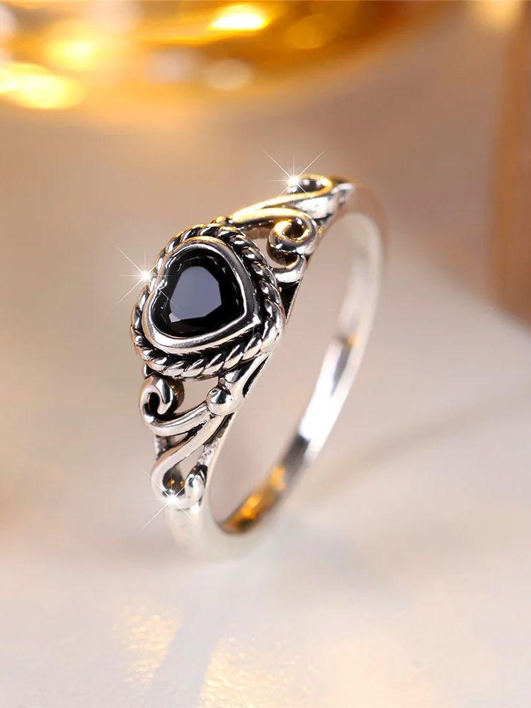 Trendy Black Zircon Love Heart Ring Vintage Fashion CopperColor Wedding Bands Engagement Rings For Women Men Minimalist Jewelry
