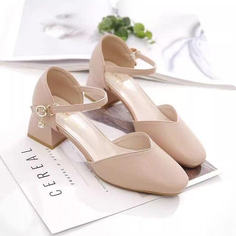 Half Bag Head Sandals Fairy Style Spring and Summer 2025 New Thick Heel Hollow Single Shoes Versatile One-word Buckle High Heels