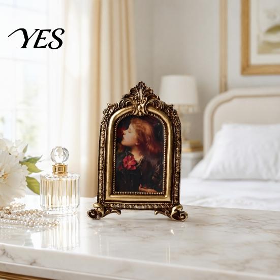 Crack Resistant Frame Vintage Picture Frame, Gold-Tone Round Oval Photo Arched Retro Exquisite Detail for Wall Hanging or Tabletop Display Home Decor