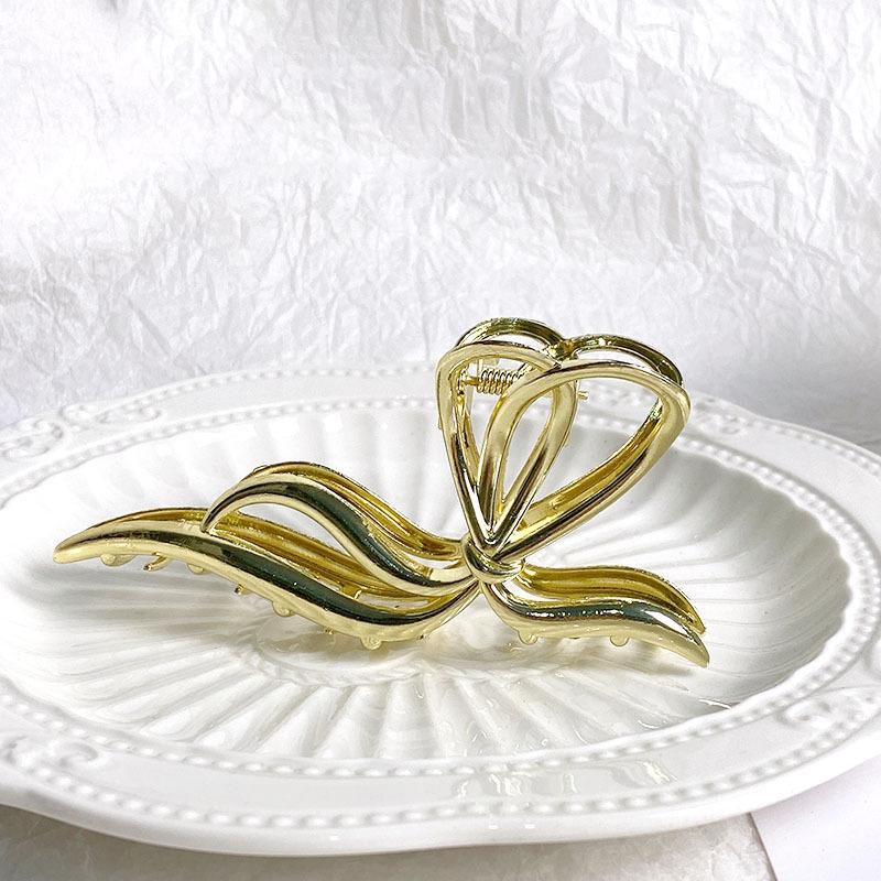 

Minimalist Butterfly Metal Hair Clip for Women - Secure Grip & All-Day Comfort, Ideal for Thick Hair золотой