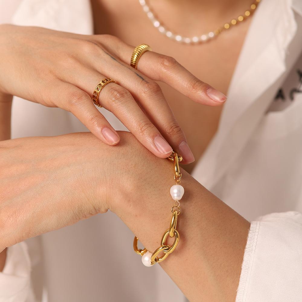 Yori High Quality Stainless Steel Natural Pearls Bracelet Golden Wholesale Jewelry 18K PVD Plated Waterproof