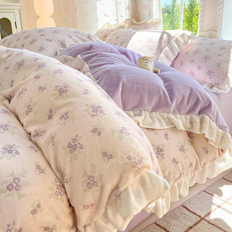 Thickened Milk Fleece Four-Piece Set, Lace Coral Fleece Quilt Cover, Bedding Fleece Bed Sheet Three-Piece Set