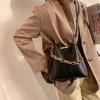 2023 New Chain Shoulder Bag For Women Large Capacity Street Fashion Pu Bucket Bag Retro Crossbody Bag