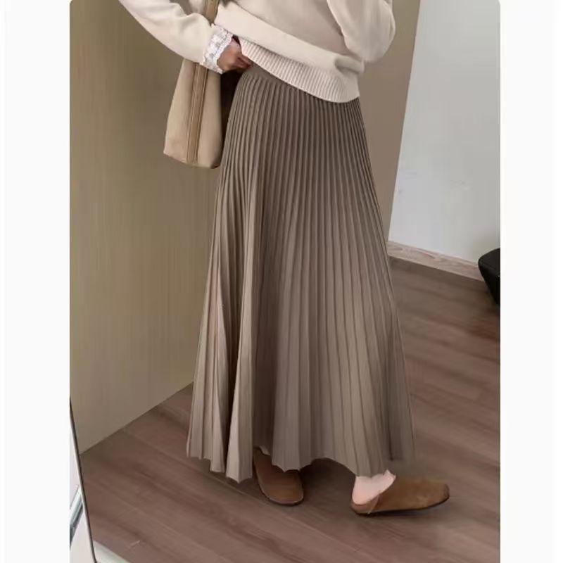 Women's High-Waist A-Line Knit Skirt - Hip-Covering, Wide Hem, Plus Size, Autumn-Winter, Thickened, Slimming Pleated Long Skirt