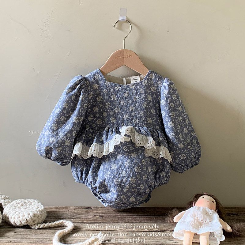 

Baby Early Autumn Stylish Floral Romper Onesie for Girls, Super Cute Autumn Outfit for Young Infants, Suitable for Going Out Blue Floral Romper 66