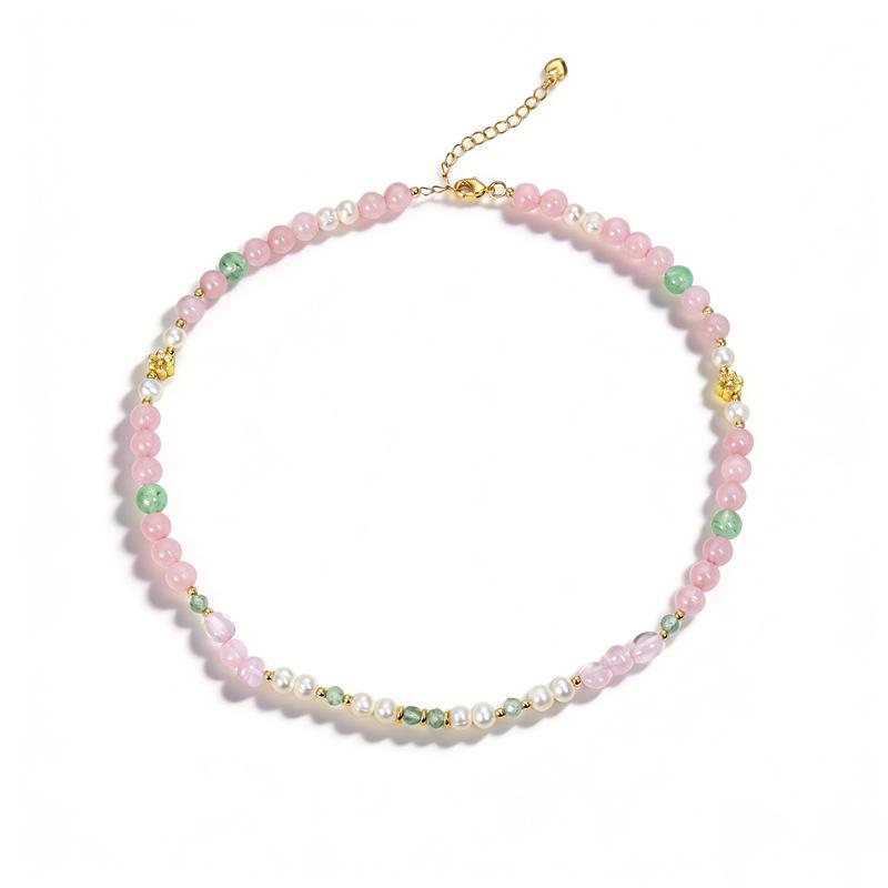 Arvaleff Natural Stone Beaded Necklace with Rose Quartz, Green Strawberry Quartz, and Pearl - Light Luxury Chinese Style Sweater Chain Design золотой