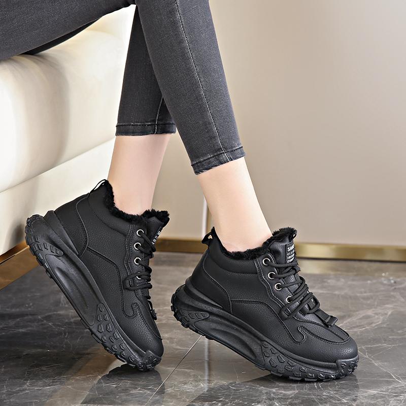 Fleece black sneakers winter new leather shoes are not tired of casual cotton shoes