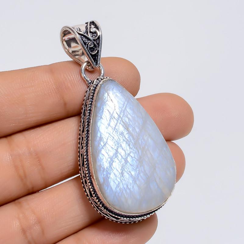 

Personalized Sterling Silver Heart Pendant for Girlfriend with Custom Engraving Option 6-8