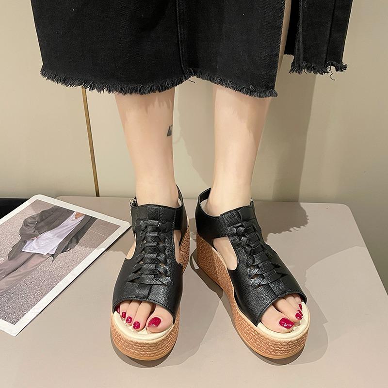Fashion Women Lightweight Wedge Heels Sandals Female Summer Ankle Buckle Chunky Platform Sandals Ladies Peep Toe High Heeled Beach Shoes