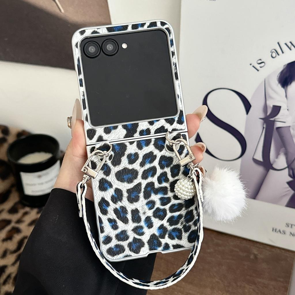 Applicable Motorazr11ultra Bow Mobile Phone Case Razr11 Leather Leopard Print Portable Rope Anti-drop Case Moisture