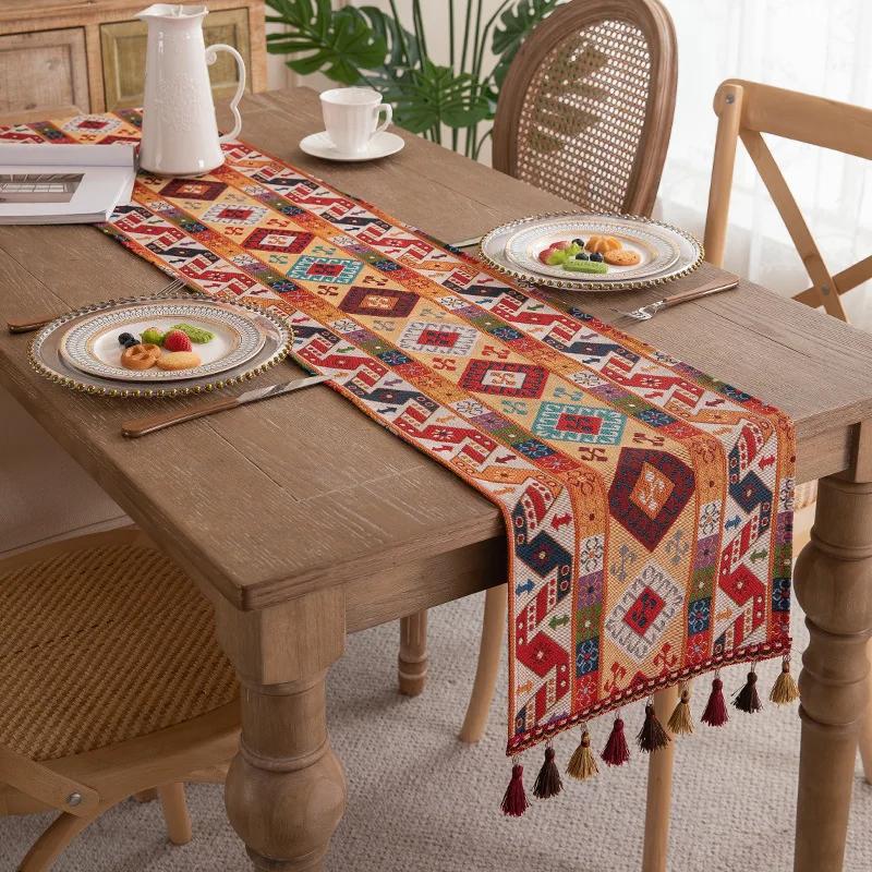 Floral Table Runner Spring Vintage Rose with Leaves Tassels Farmhouse Table Runners Decor for Dining Kitchen Table Wedding