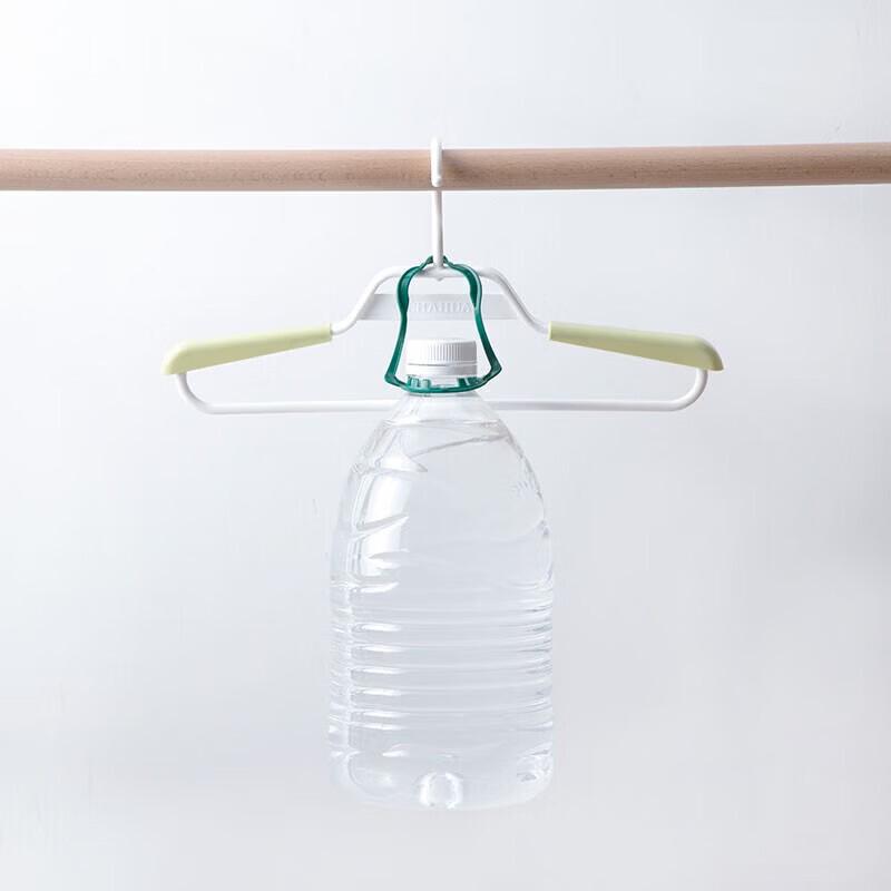 CHAHUA Retractable Wide-Shoulder Suit Hangers (2-Pack)