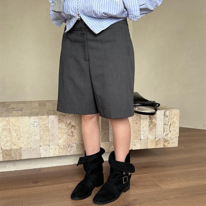 2025 autumn new retro low-heeled Maillard short boots slim Korean version boots women's black khaki green