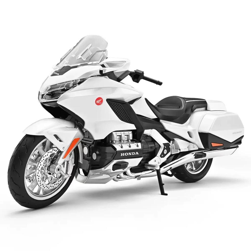 1/9 Honda Gold Wing Tour GL1800 Alloy Die Cast Motorcycle Model Vehicle Collection Sound and Light Off Road Autocycle Toys Car
