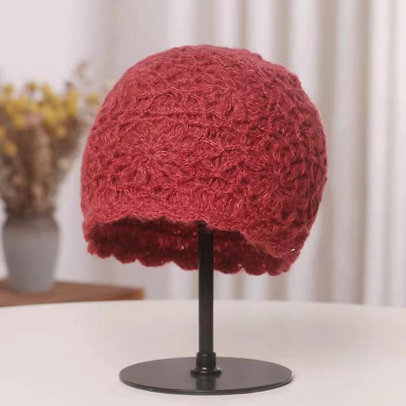 Hat Women's Autumn and Winter Thickened Beret Handmade Knitted Hat Wool Beret Sweet Baotou Hat Women's Autumn and Winter
