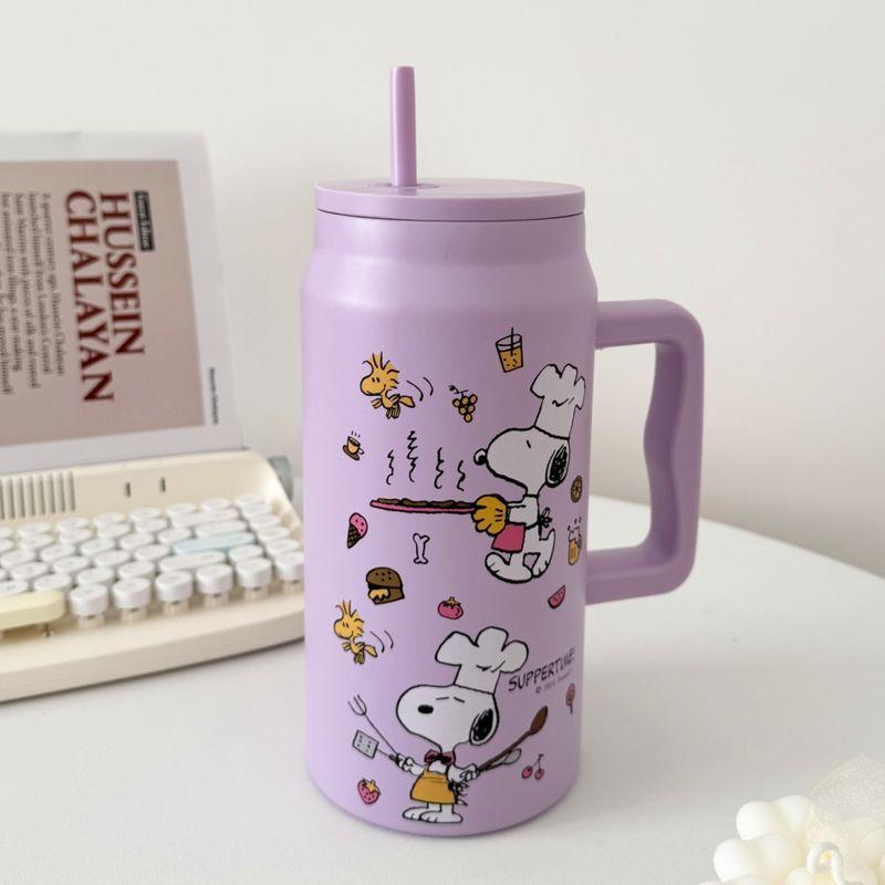 Snoopy Large-Capacity Insulated Cup, Giant Ice Cup, High-Value Student Water Bottle with Handle and Straw, Portable