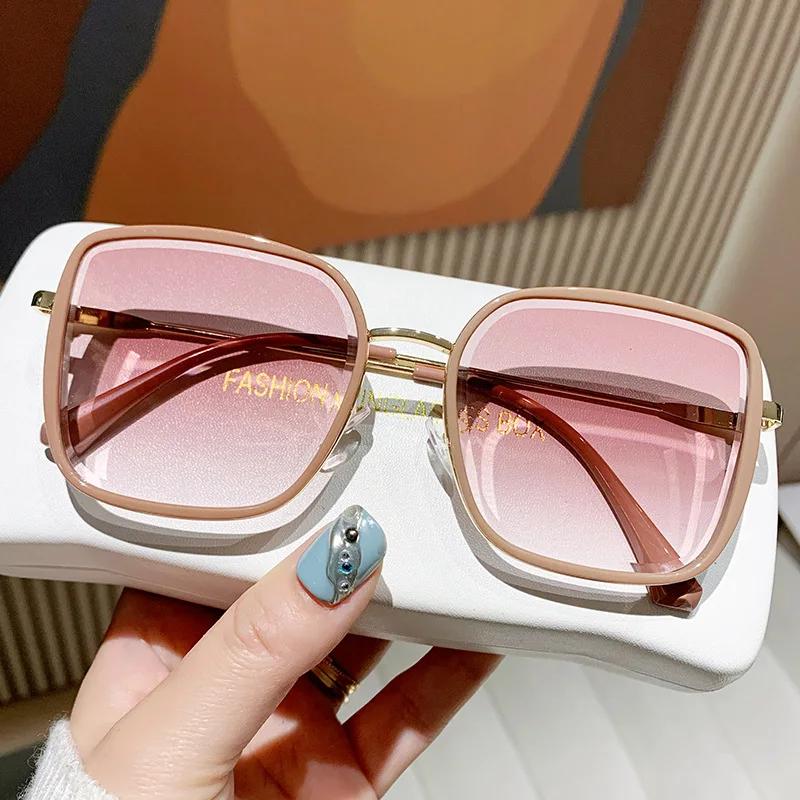 New Square Sunglasses Women Luxury Design Big Frame Gradient Cat Eye Sun Glasses for Women Driving Eyeglasses UV400 Eyewear