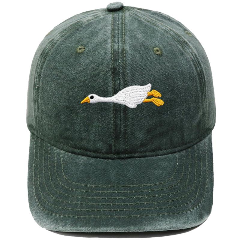 Cute lazy big white goose embroidered baseball cap washed retro dad hat men's and women's casual sunshade cap