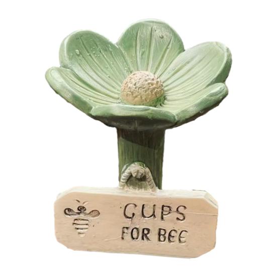 Bienenfreundliche, flache Trinkschale aus Keramik in Blütenform – leicht zu reinigen – Gartendekoration