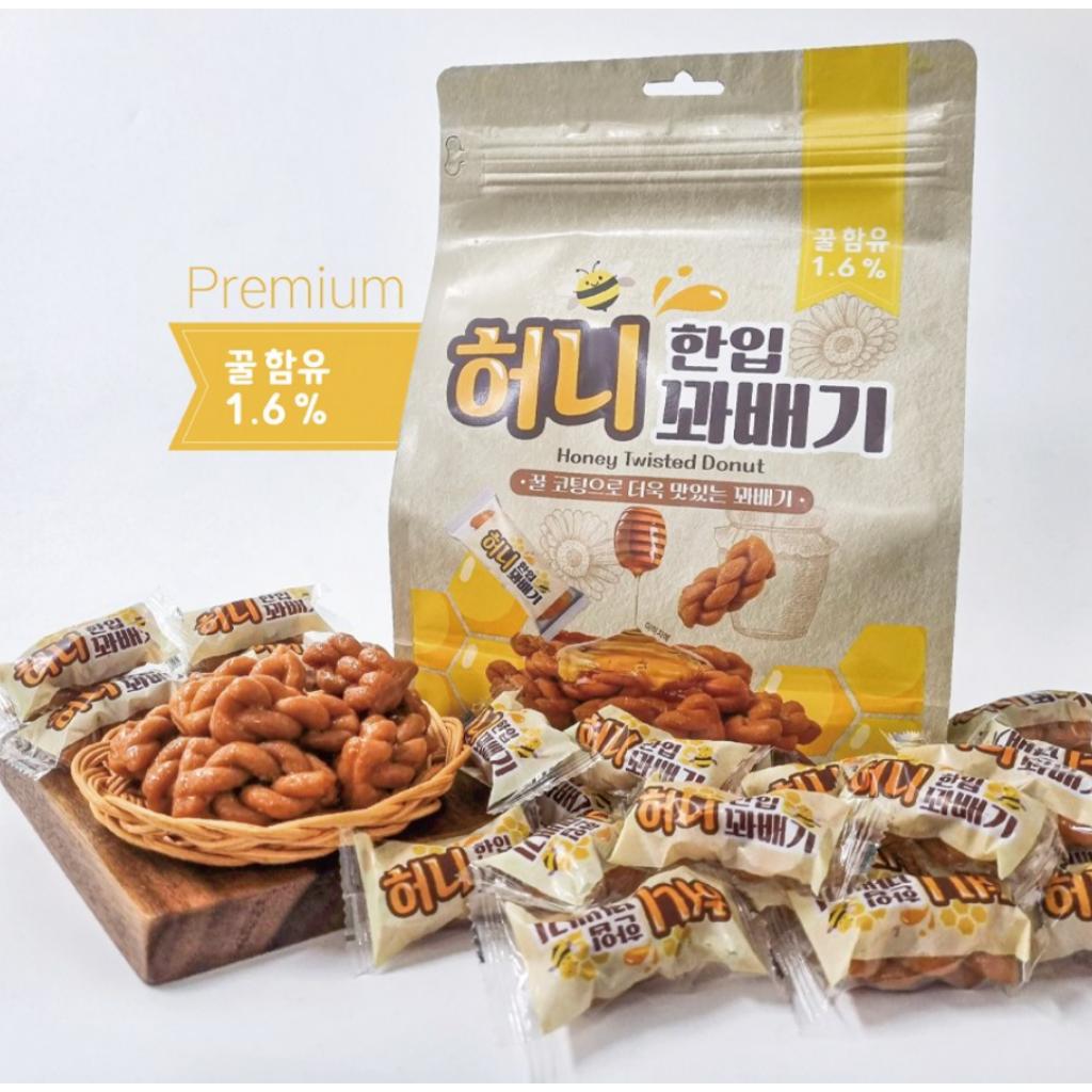 

Традиционные корейские закуски Пончики в виде скрученных палочек(кквабэги) 520g(80pcs) Honey