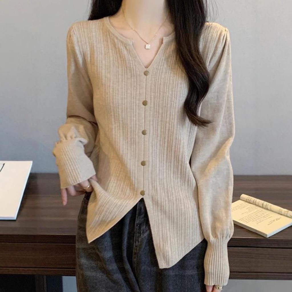 Women's Cross V-Neck Knitted Pullover: New Autumn/Winter, Loose & Slimming, Single-Breasted, Two-Piece Look.