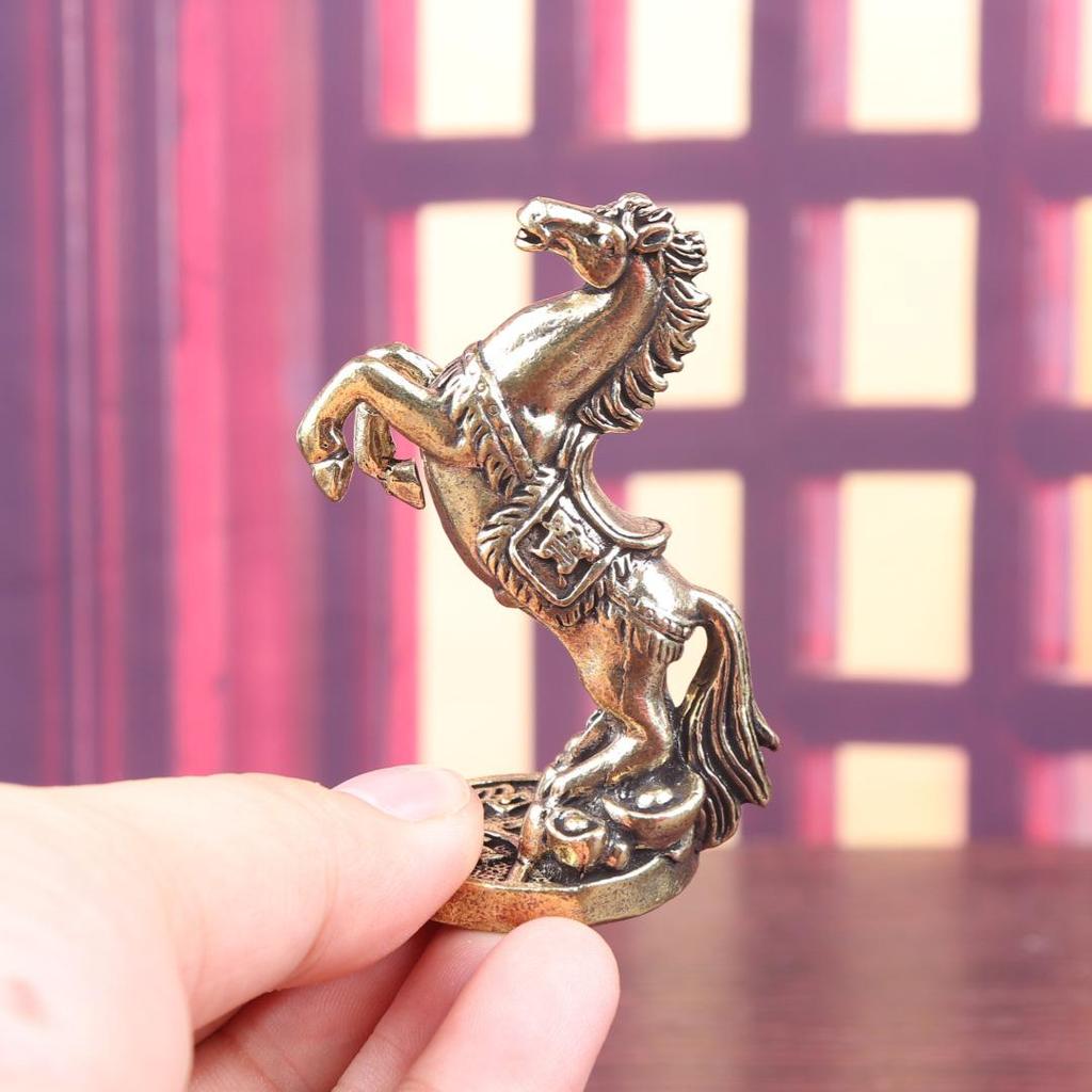 Retro Brass Yuanbao War Horse Tea Pet - Zodiac Money Stepping Horse Ornament for Desktop Home Decor.