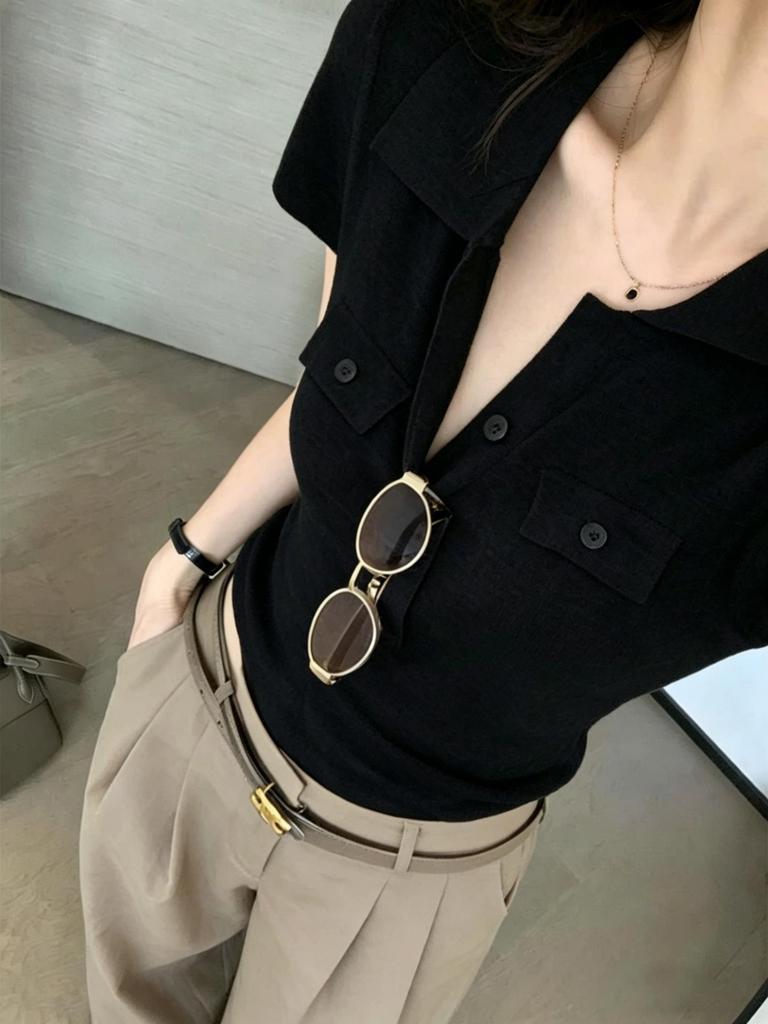 Old Money Style Temperament V-neck Knitted Short-sleeved T-shirt Women's Summer New Slim-fitting and Thin Polo Shirt Front Shoulder Top