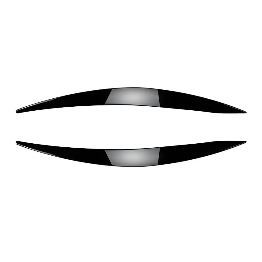 Anwendbar auf Ford Focus MK4 2019-2025 Autoscheinwerfer Licht Augenbraue Kohlefaser-Muster Autoaufkleber Außenzubehör