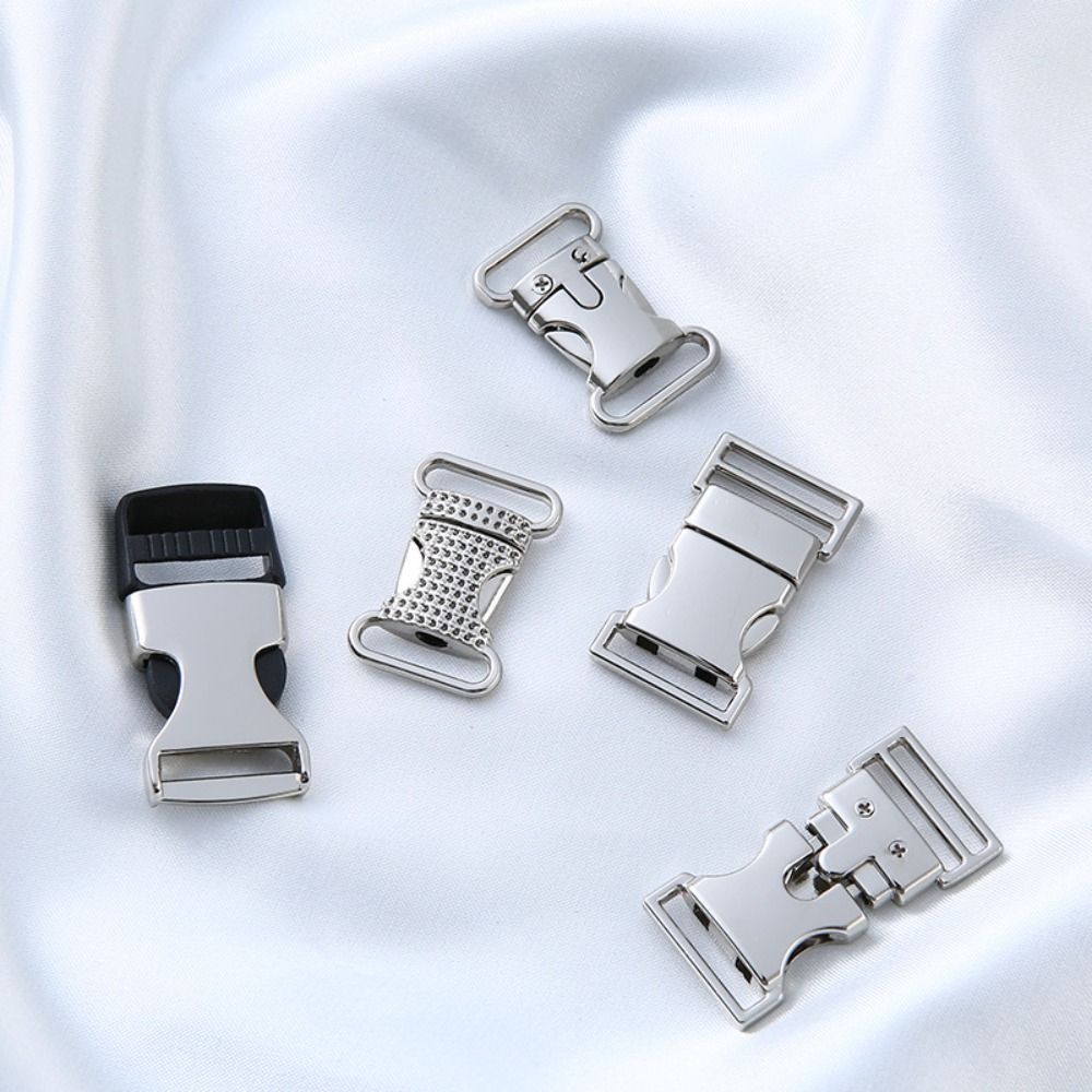 Zinkové slitiny Uvolňovací přezky Hardware Obojek pro domácí mazlíčky Nové venkovní batohy Tašky Venkovní nářadí Díly