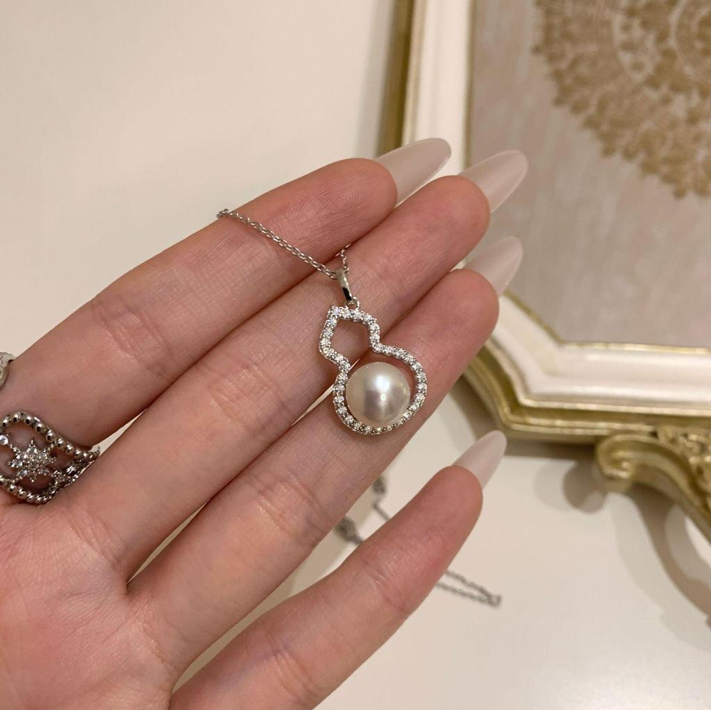 Elegant S925 Sterling Silver Diamond Gourd Pendant Pearl Necklace - High-End Fortune & Blessings Women's Collarbone Chain