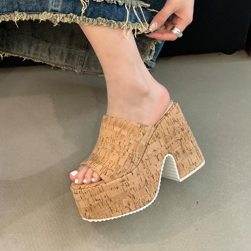 Fashion 12cm New Style Thick-bottomed Thick Heels and Large Size for Women To Wear in Summer Slippers of Size 34-43 Zapatos Mujer