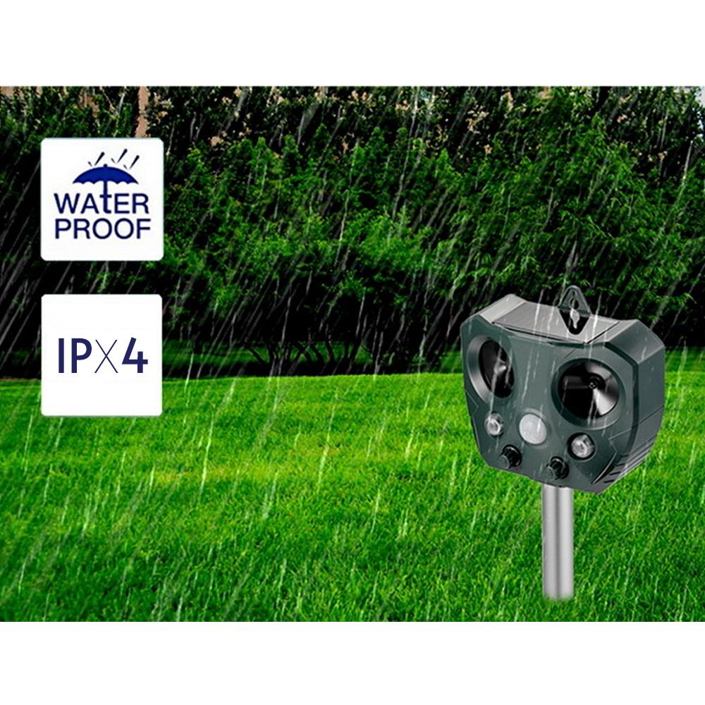 Solar Animal Repeller Ultrasonic Animal Repellent Outdoor Weatherproof Farm Garden Repellent with Flashing Light Motion