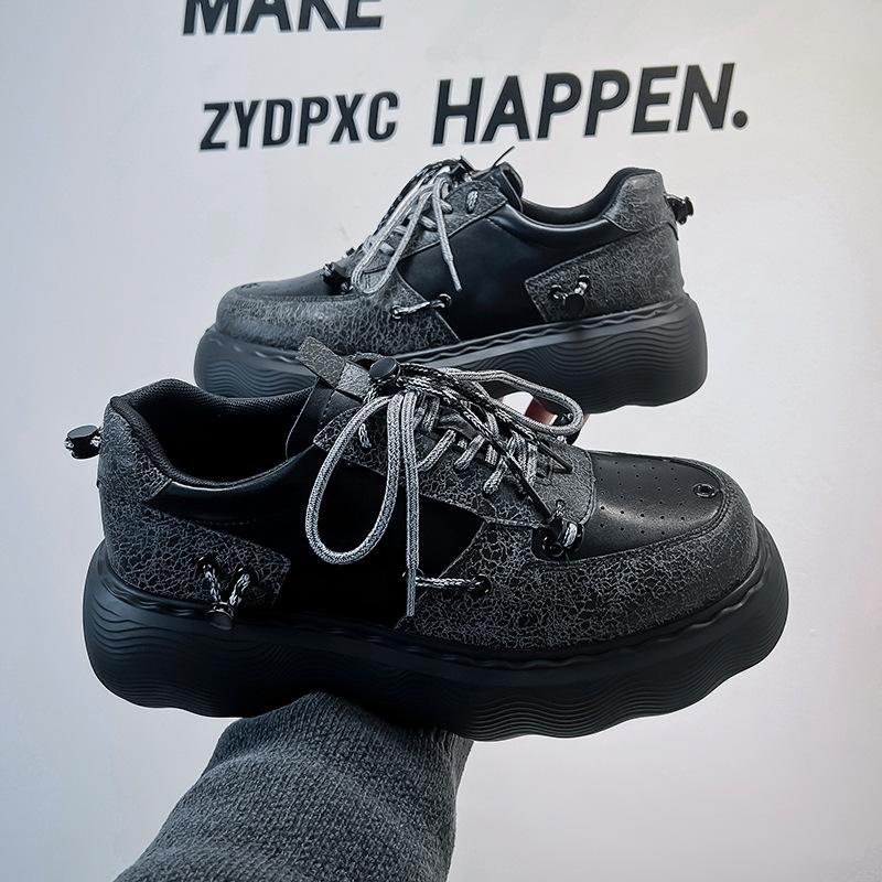 

Обувь мужская черная платформа корейская версия универсальные кроссовки сращивание корейская версия функциональные повседневные папины туфли 23061-A 38 чёрный