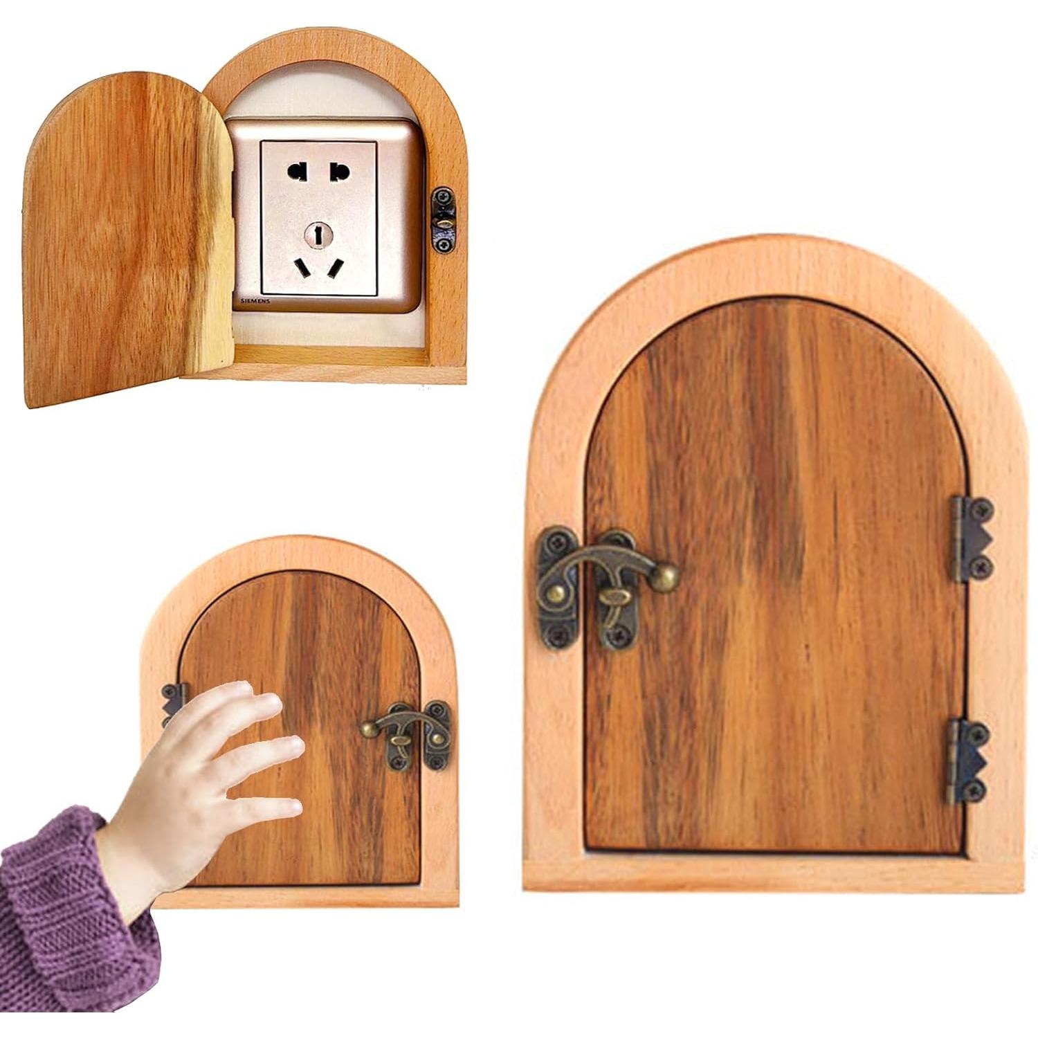 

Fairy Door Outlet Cover Plate,No Punching Required Outlet Covers for Baby Proofing, Light Switch Cover Guard,100% Handmade Wooden Door Shaped коричневий