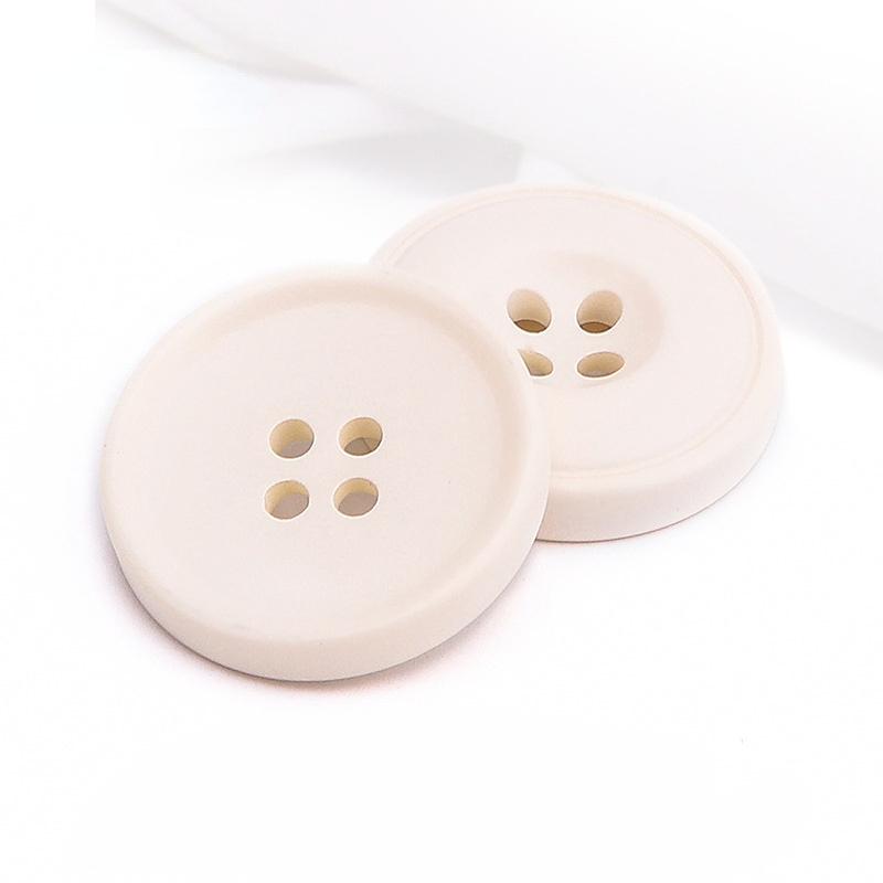 Velký Kulatý 4 Dírkový Pryskyřičný Šicí Knoflík Černý Bílý Červený Knoflíky Scrapbooking Pro DIY Řemesla Oblečení Kabát Svetr Dekor 25/27Mm