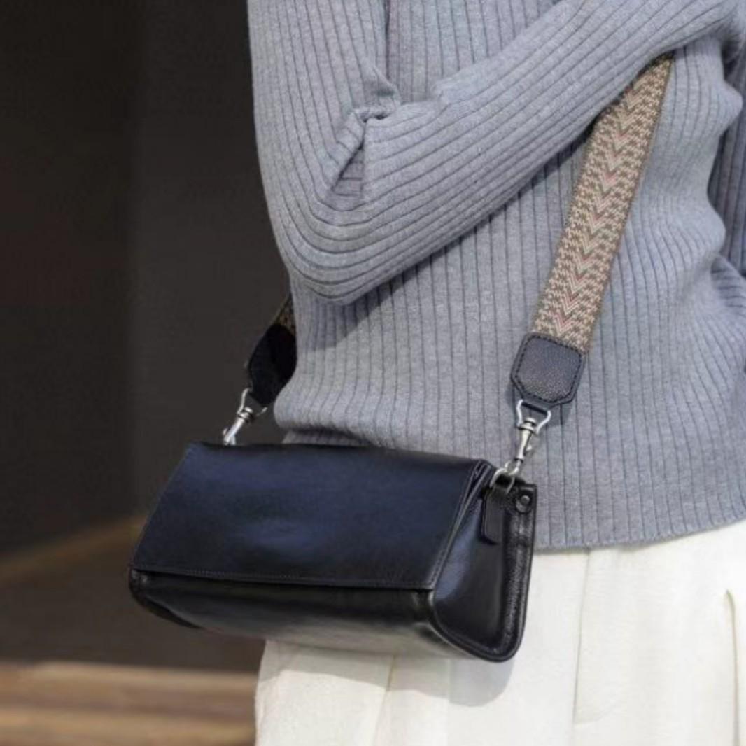 

One Shoulder Crossbody Women s Fashion Rectangular Bag чорний