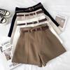 Gonne e pantaloni da donna – Pantaloncini