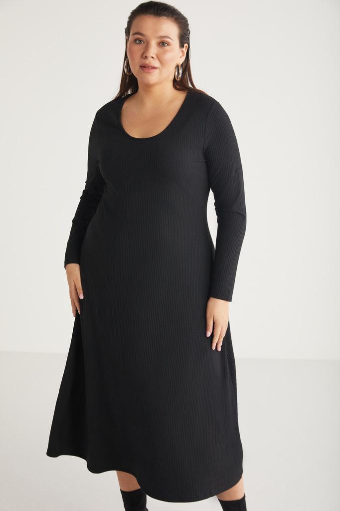 Damska Sukienka Duży Rozmiar Nınabb Głęboki Okrągły Dekolt Sztruksowa Średniej Długości Czarna Sukienka Plus Size