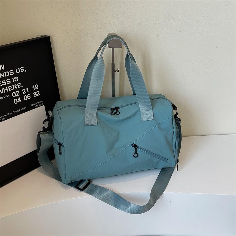 Travel bag women's new large-capacity travel bag niche design casual fitness bag personalized trendy shoulder yoga bag