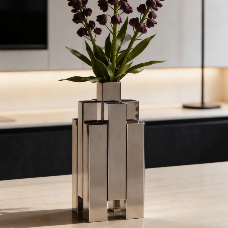 Stainless Steel Vase Decorative Vases Luxury Aesthetic Living Room Flower Bottle Modern Elegant Flowers Bottles Table Decoration