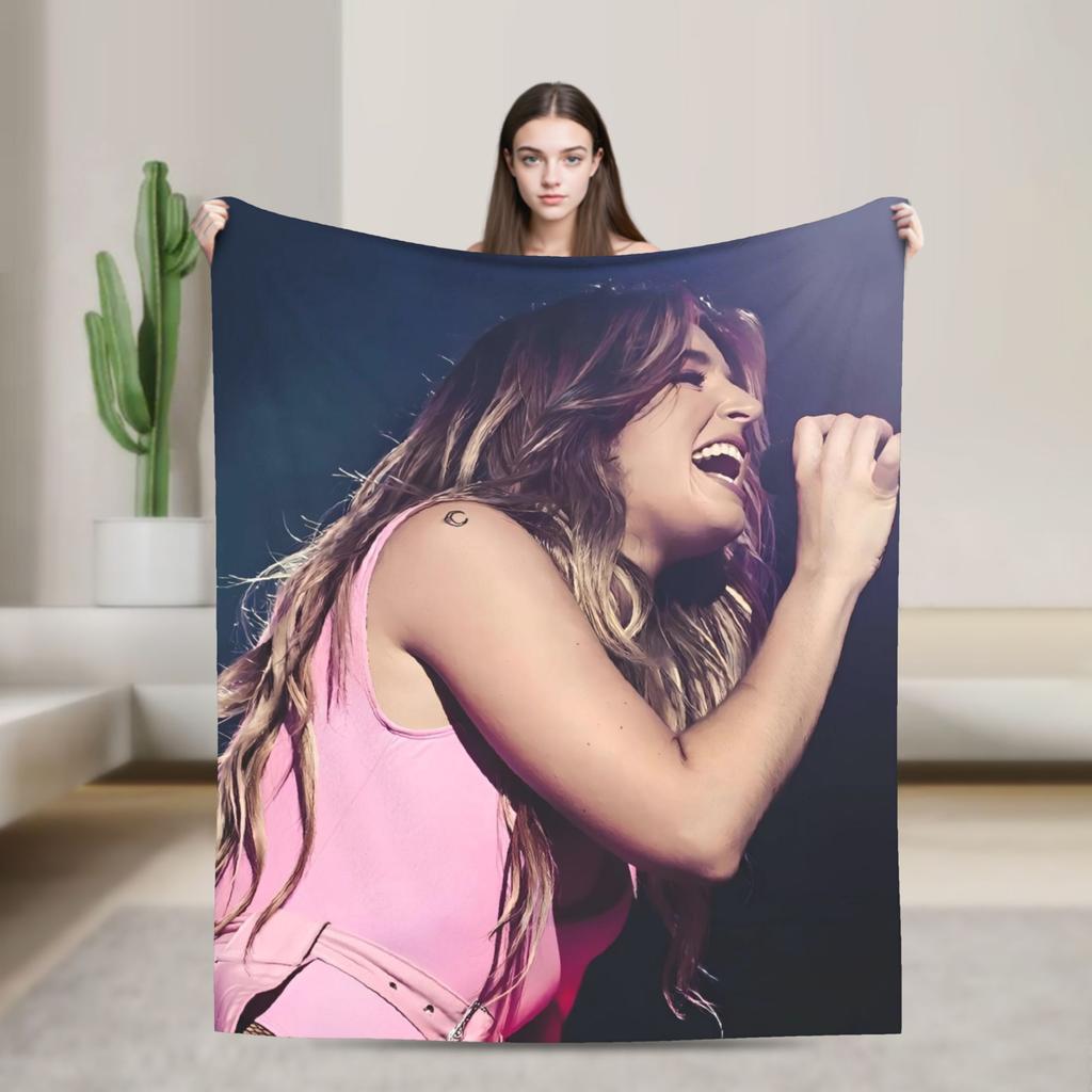 L-Lolas I-Indigos Spanish Singer Blanket  Soft Warm Funny Plush Throw Blanket For Couch Chair Travel Flannel Bedspread Bed Cover