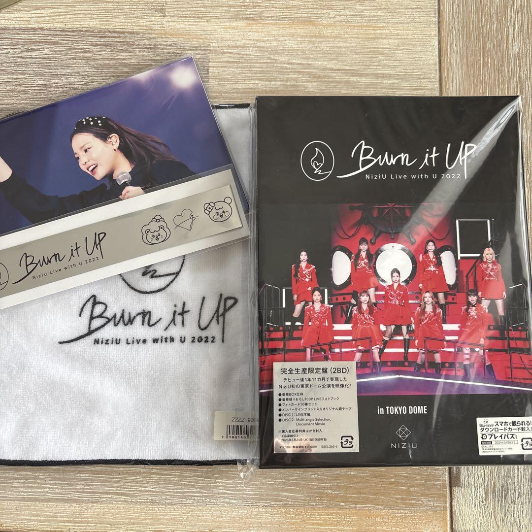 

[USED] NiziU Live with U 2022 Burn it UP