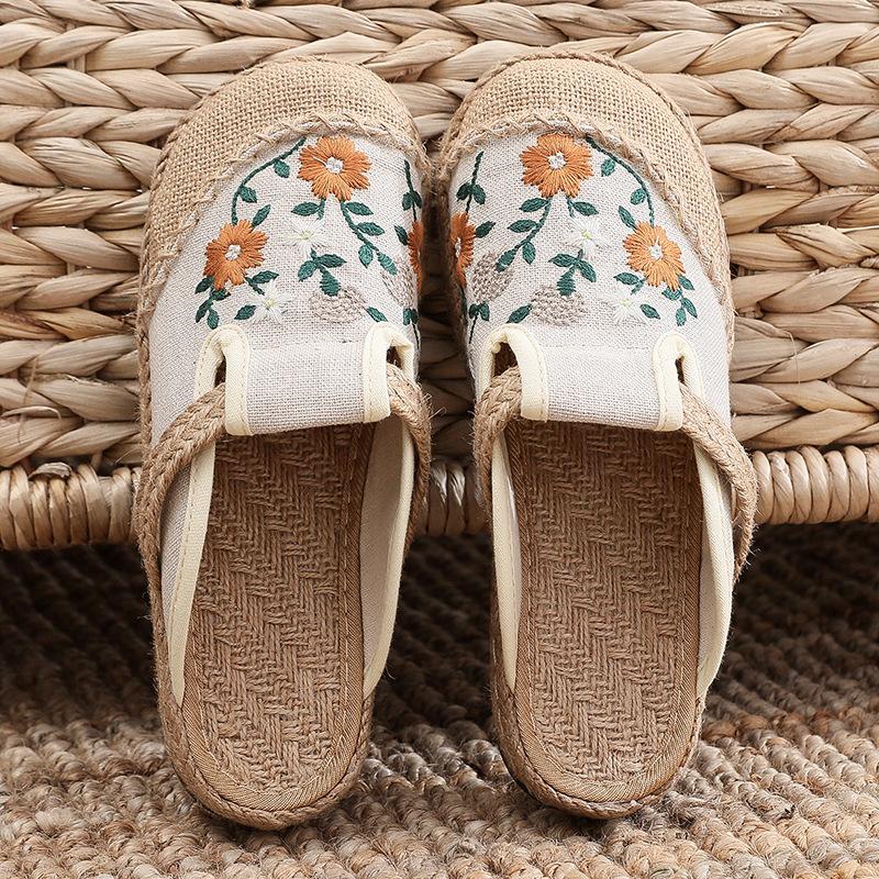 Fashion Spring's Sweet Delight! Floral - Embroidered Canvas Mules - Effortless Style and Comfort