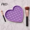 Dressing Table Accessory 3D Printed Makeup Brush Cleaning Mat, Heart-Shaped Scrubber Pad with Textured Zones, Beauty Tool Cleaner Portable