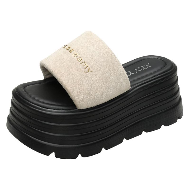 Platform slippers women's summer wear 2025 new small muffin one-word drag casual cool slippers 8CM