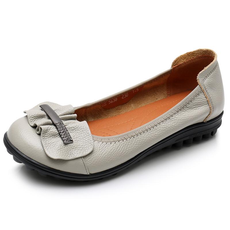 Fashion GKTINOO Fashion Shoes Women Flats Round Toe Genuine Leather Women's Shoes Metal Decoration Flat Casual Shoes Woman Large Size