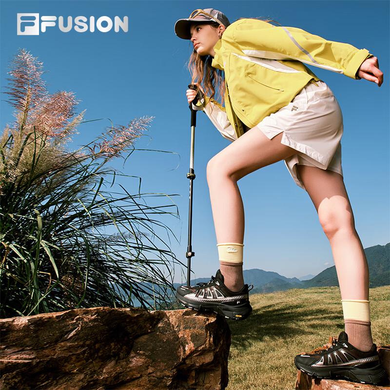 FILA FUSION COMO Y Women's Trendy Casual Running Shoes