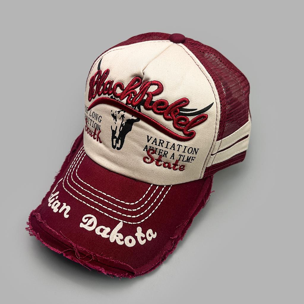 American Letter Embroidered Mesh Baseball Cap Men'S And Women'S Sunshade Cow Head Pattern Showing Face Pickup Truck Hat