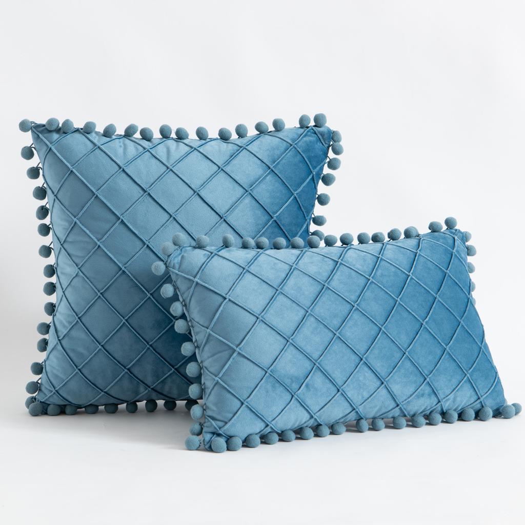 Cute Pom-poms Throw Pillow Covers 30x50cm 45x45cm Luxury Textured Square Cushion Case for Sofa Bedroom Pillowcase Christmas Gift