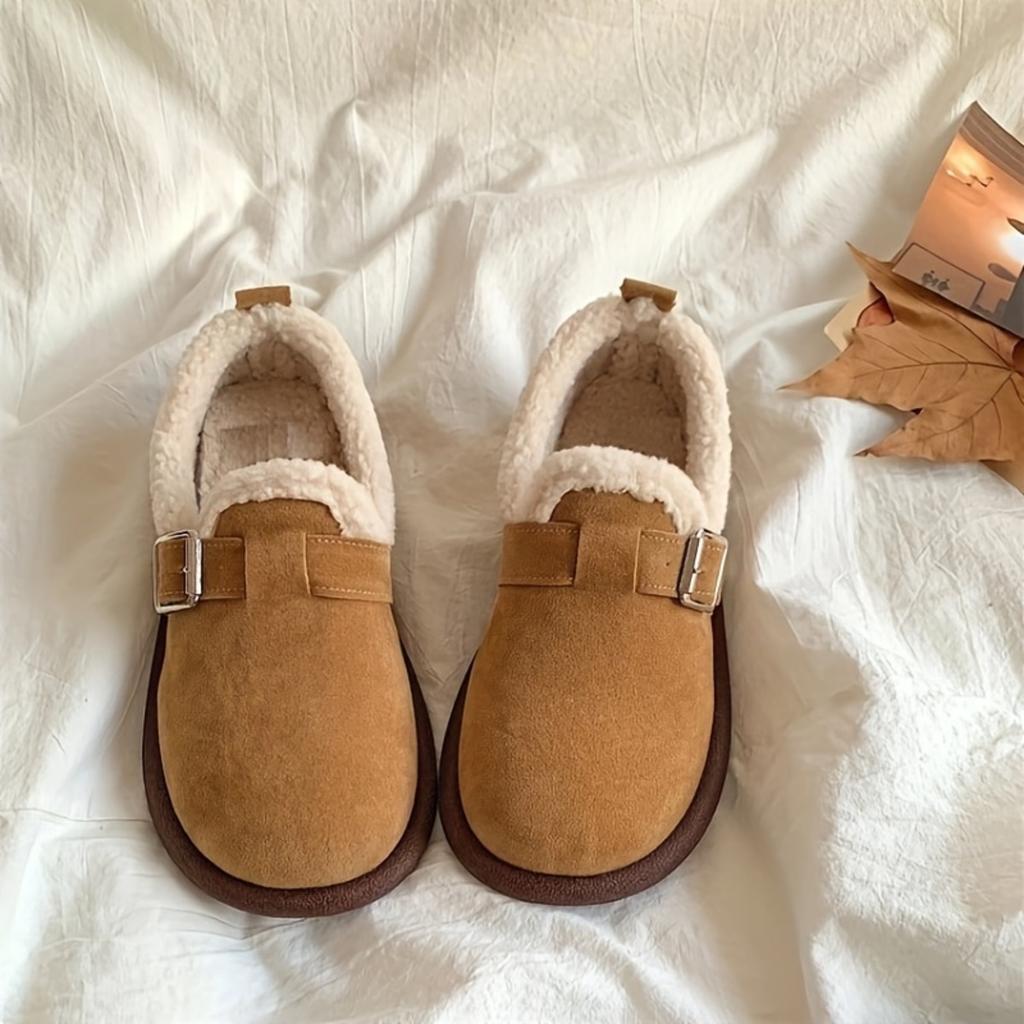 New Flat Shoes with Plush Soft Sole, One Foot Kick, Bean Shoes, Flat Bottom, Warm Fur Shoes, Instagram Super Popular, Boken Retro